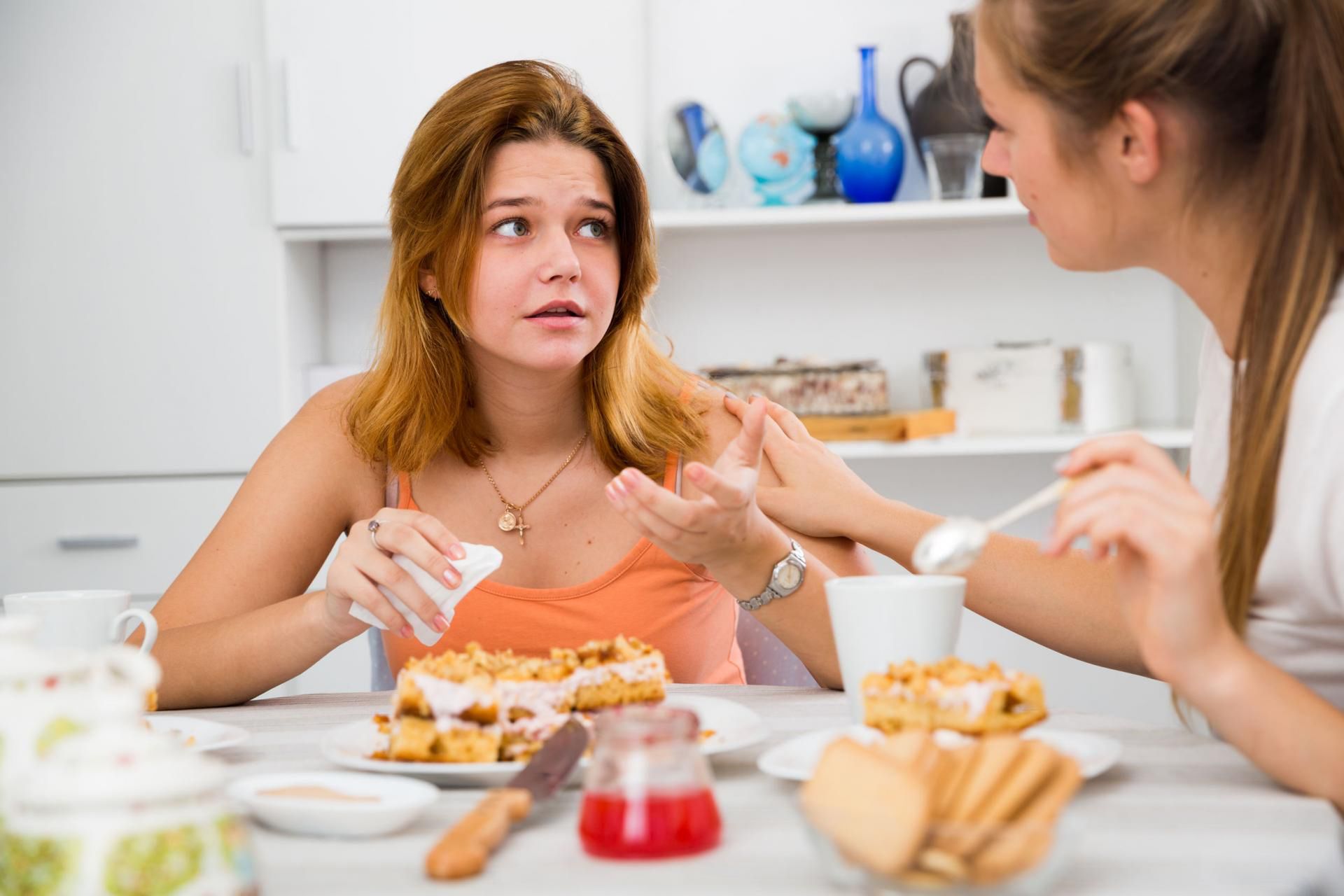 123rf.com Słodkie płatki śniadaniowe nie są zdrowe. Lepiej zastąpić je pożywną owsianką