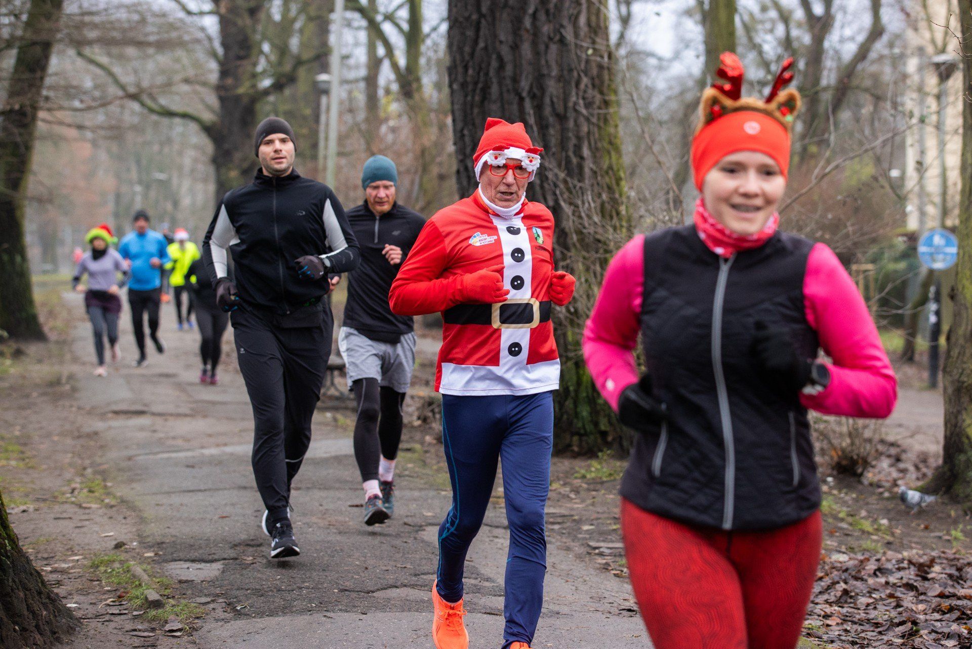 Jak co sobotę, biegacze spotkali się w parku nad Starym Kanałem