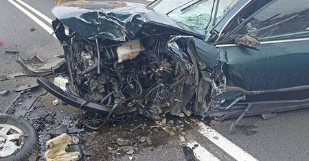 Kierowca zasnął. Doszło do zderzenia czterech aut