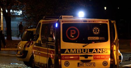 Brzóza Królewska. Audi zderzyło się z ciężarówką, nie żyją 2 osoby