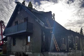 Pożar domu strażaka z Łodzi. Trwa pilna zbiórka na odbudowę