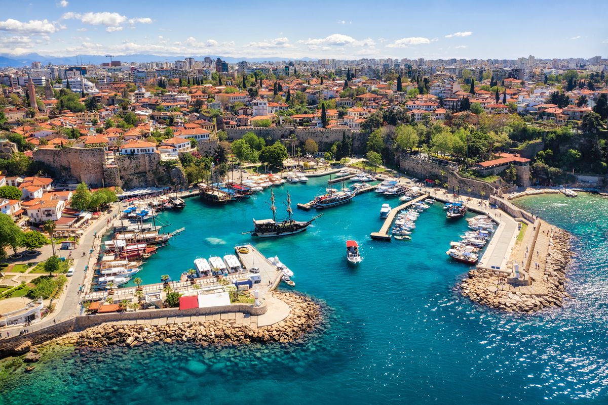 Port w miejscowości Antalya