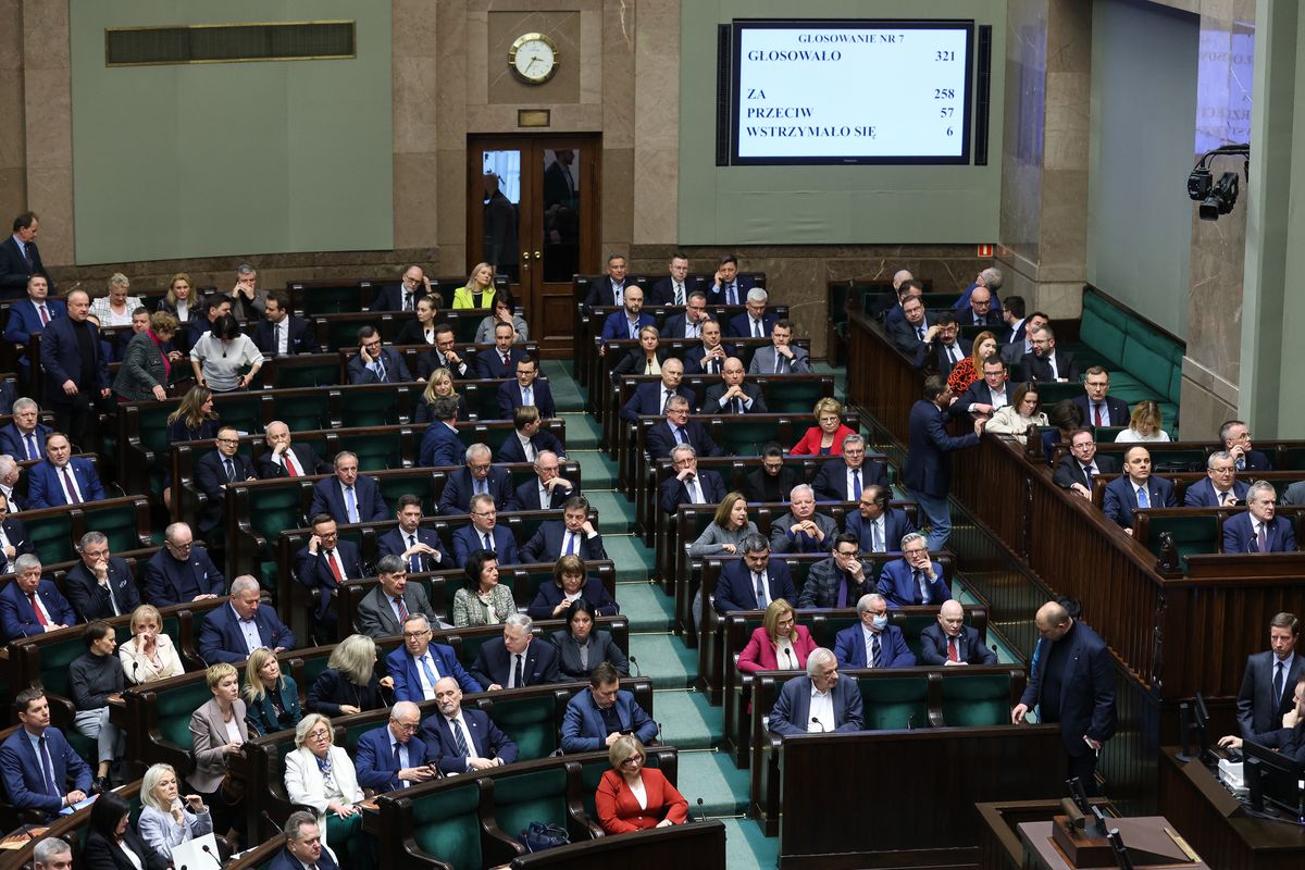 Sejm zadecydował ws. TVP Info. Jest deklaracja Trzaskowskiego