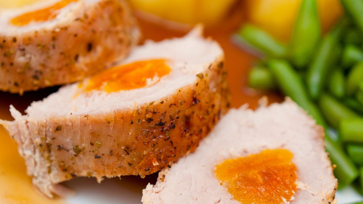 Pyszny i delikatny schab z morelą sprawdzi się też na kanapki