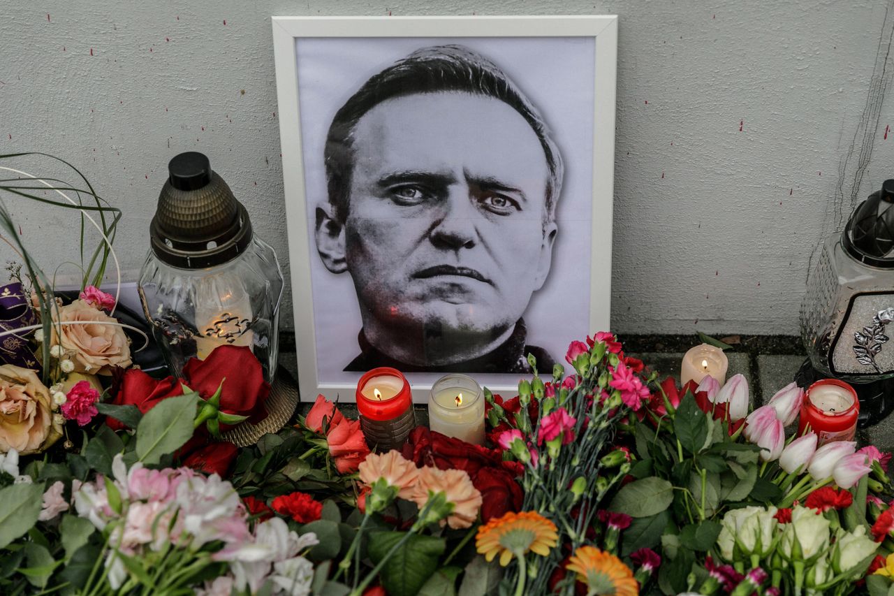 Ukrainian intelligence chief confirms opposition leader Alexei Navalny's natural cause of death