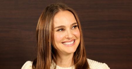 Natalie Portman chwali się CIĄŻOWYM BRZUSZKIEM: "Odliczam dni" (FOTO)
