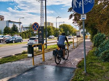 Policzą rowerzystów, zbadają drzewo. Telegram z Bydgoszczy [25.8-1.9]