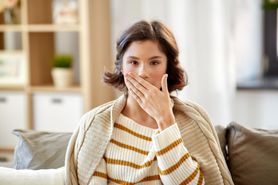 Posmak w ustach może być objawem chorób. Sprawdź objawy 