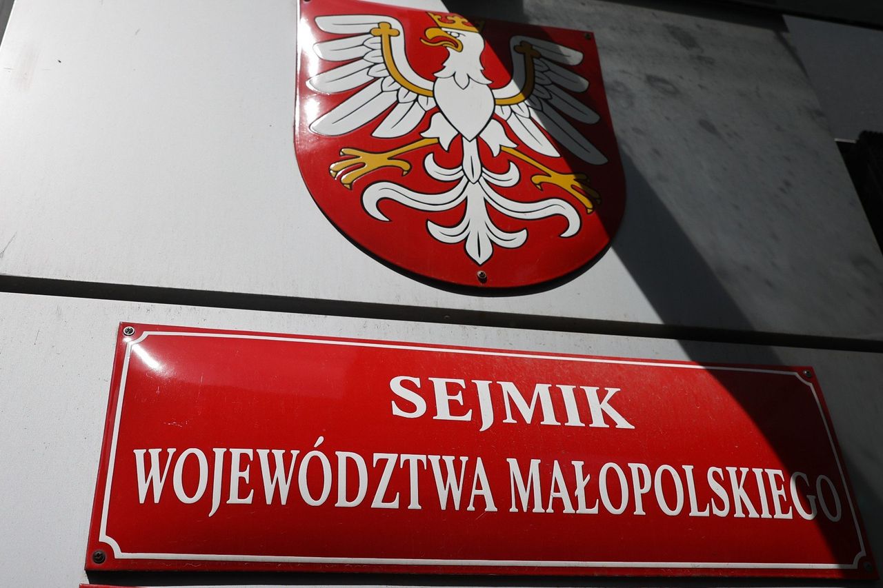 Małopolski sejmik przeciwko redukcji lekcji religii w szkołach. Apel do rządu i ministerstwa