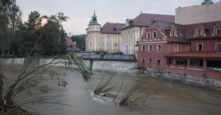 Dymisja po powodzi. W tle pretensje do lokalnych władz