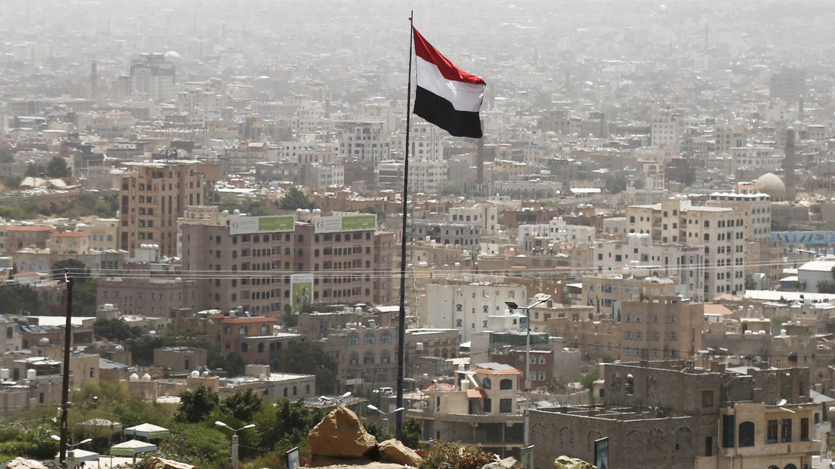 SANA'A, YEMEN - MAY 14: Yemen's National flag is waving over the capital Sana'a on May 14, 2025 in Sana'a, Yemen. Tensions remain high in the region as Yemen's Iran-backed Houthi rebels and Israel continue to exchange attacks. The Houthis have said they will continue their attacks on Israel in solidarity with Palestinians under Israeli bombardment and aid blockade in Gaza. Meanwhile, US President Donald Trump announced earlier this month that the US would stop bombing the Houthis, in exchange for the group halting its attacks on US vessels in the Red Sea. (Photo by Mohammed Hamoud/Getty Images)