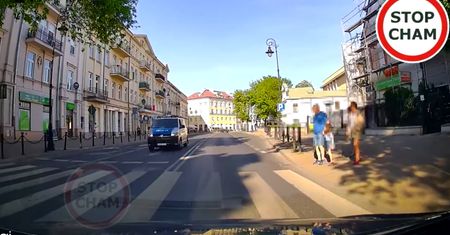 Pokazał, co zrobili policjanci. Nagranie obiega sieć