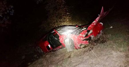 Rozbił ferrari na "starej zakopiance". Mandat, jaki dostał, to pikuś przy wartości auta