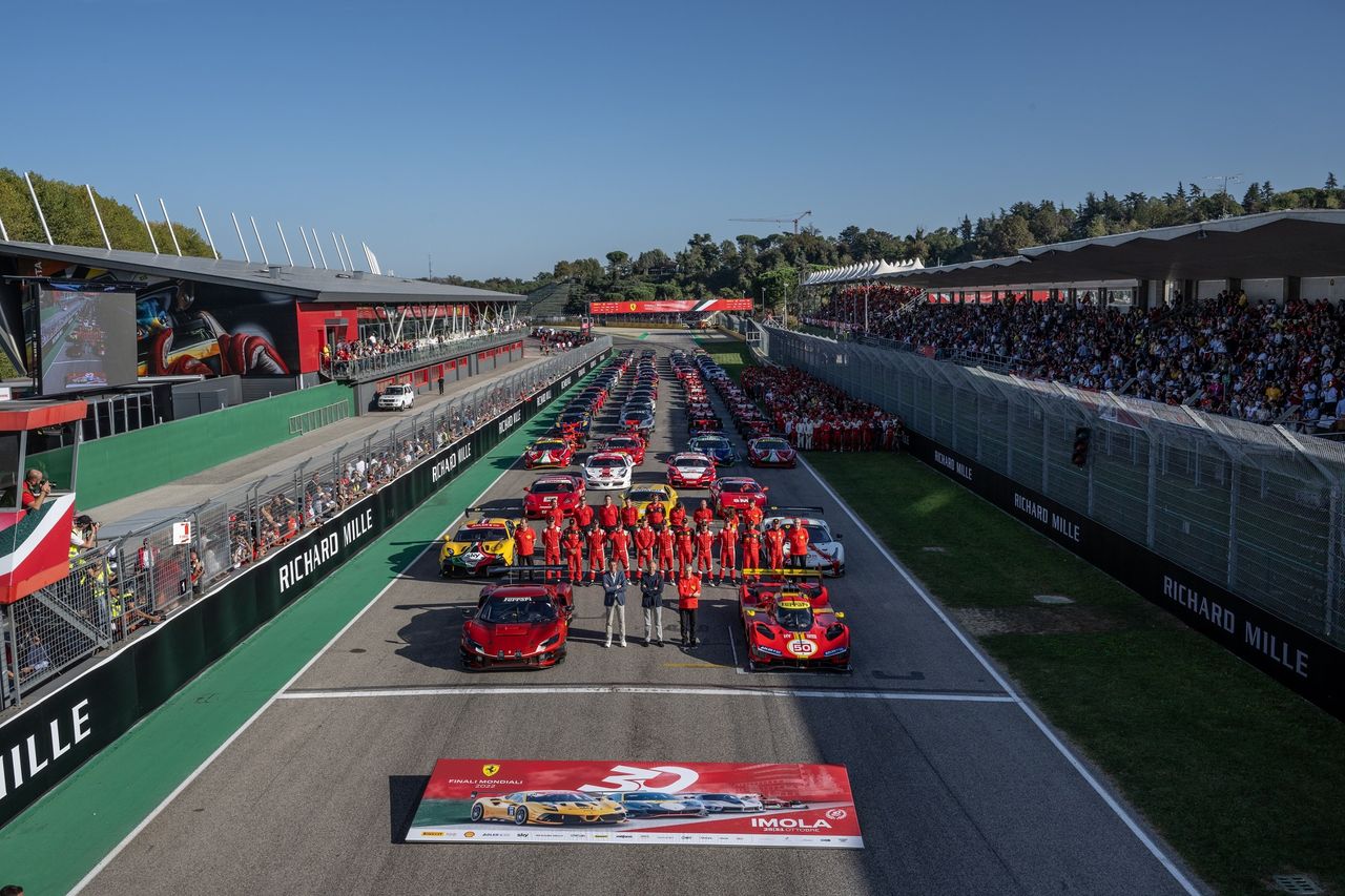 Ferrari Finali Mondiali to igrzyska dla najzamożniejszych tego świata. Tu jesteś kimś dopiero, jak masz swój bolid Formuły 1