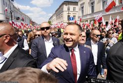 "Die Zeit" o wygranej Nawrockiego. Tak go widzą