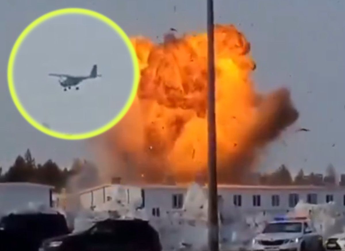 Ukrainian modified aircraft hit a Russian drone factory.