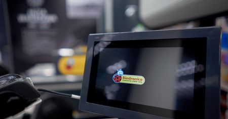 Sklepy sieci Biedronka będą otwarte całodobowo. Firma wydłuża akcję