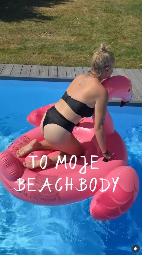 Naturalna Dorota Szelągowska pozuje w bikini
