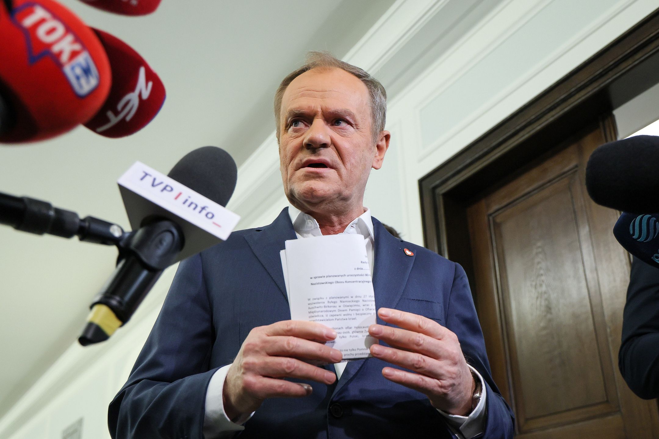 Warszawa, 09.01.2025. Premier Donald Tusk podczas konferencji prasowej w Sejmie w Warszawie, 9 bm. Trwa posiedzenie Sejmu. (sko) PAP/Paweł Supernak