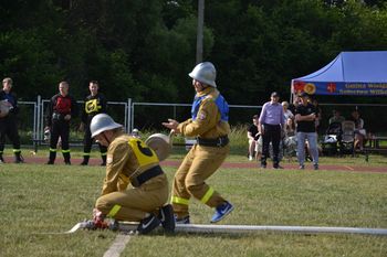 Zawody sportowo-pożarnicze OSP 2025 w Czarnem. Walczyły druhny i druhowie