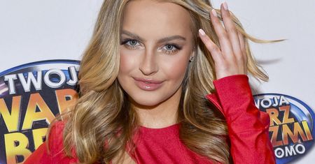 Wiadomo, po kim odziedziczyła urodę. Karolina Pisarek pokazała zdjęcie z mamą