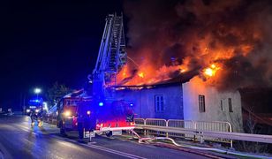 Tragiczny pożar w środku nocy. Cały budynek wielorodzinny w ogniu