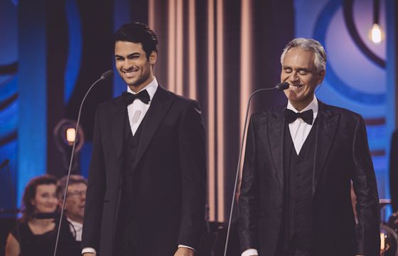 Recital Andrei Bocellego, uroczystości religijne i pilot „Rolnik szuka żony 8” w świątecznej ramówce TVP1 i TVP2 (wideo)