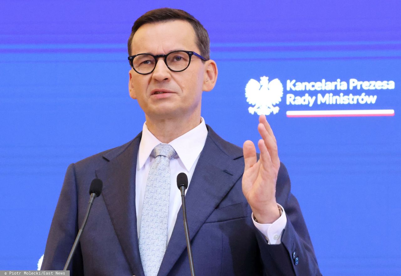 "Stop bandytom!". Premier reaguje na śmierć policjantów