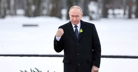 Ceny ropy i gazu uderzają w Rosję. Fundusz Dobrobytu się kurczy