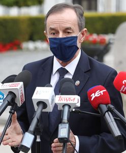 Senat przesuwa posiedzenie izby. Senator PSL zakażony koronawirusem