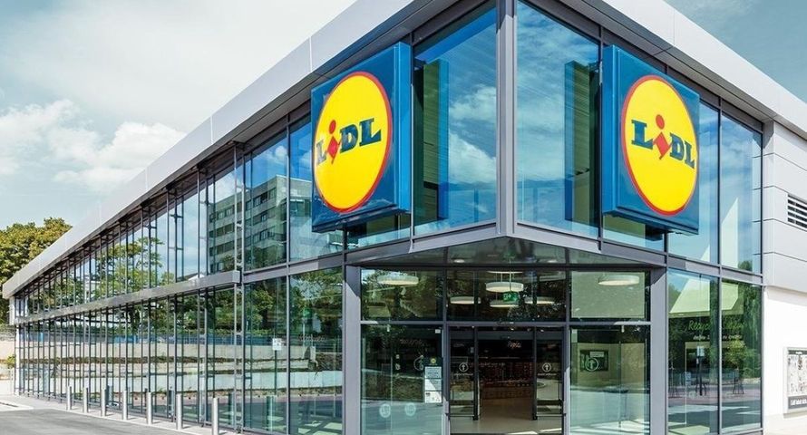 Lidl znów podniesie pensje. Ile zarobią kasjerzy i kierownicy sklepów?