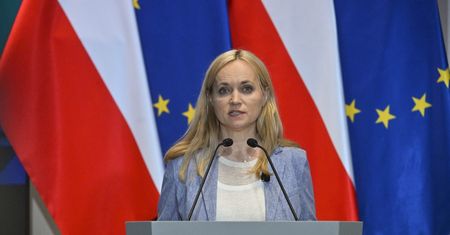 Limity płac, e-kolejka, kary 1 mln zł. Tak resort chce uzdrowić system