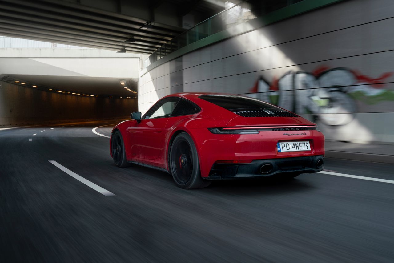 911 GTS standardowo ma pakiet Sport Design