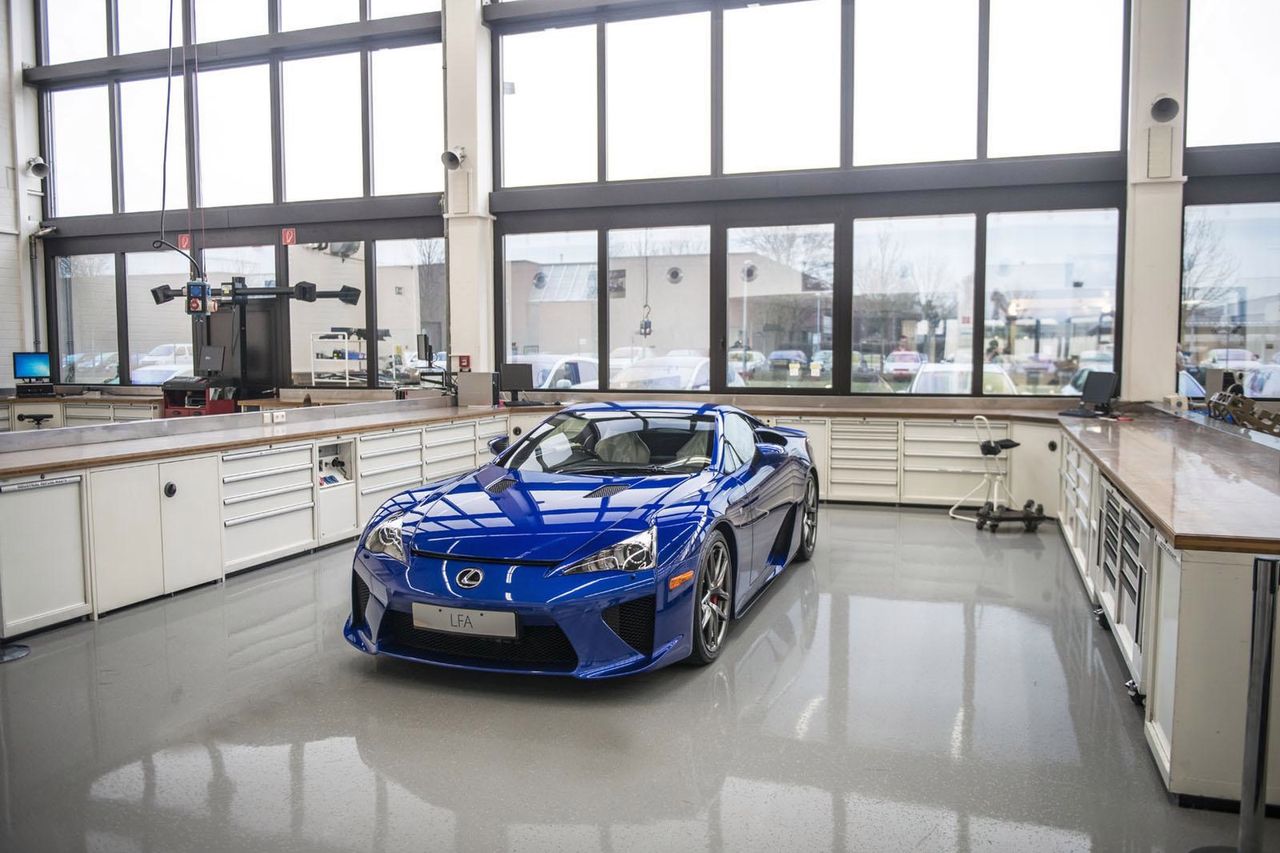 LFA Centre of Excellence – tam serwisuje się europejskie Lexusy LFA