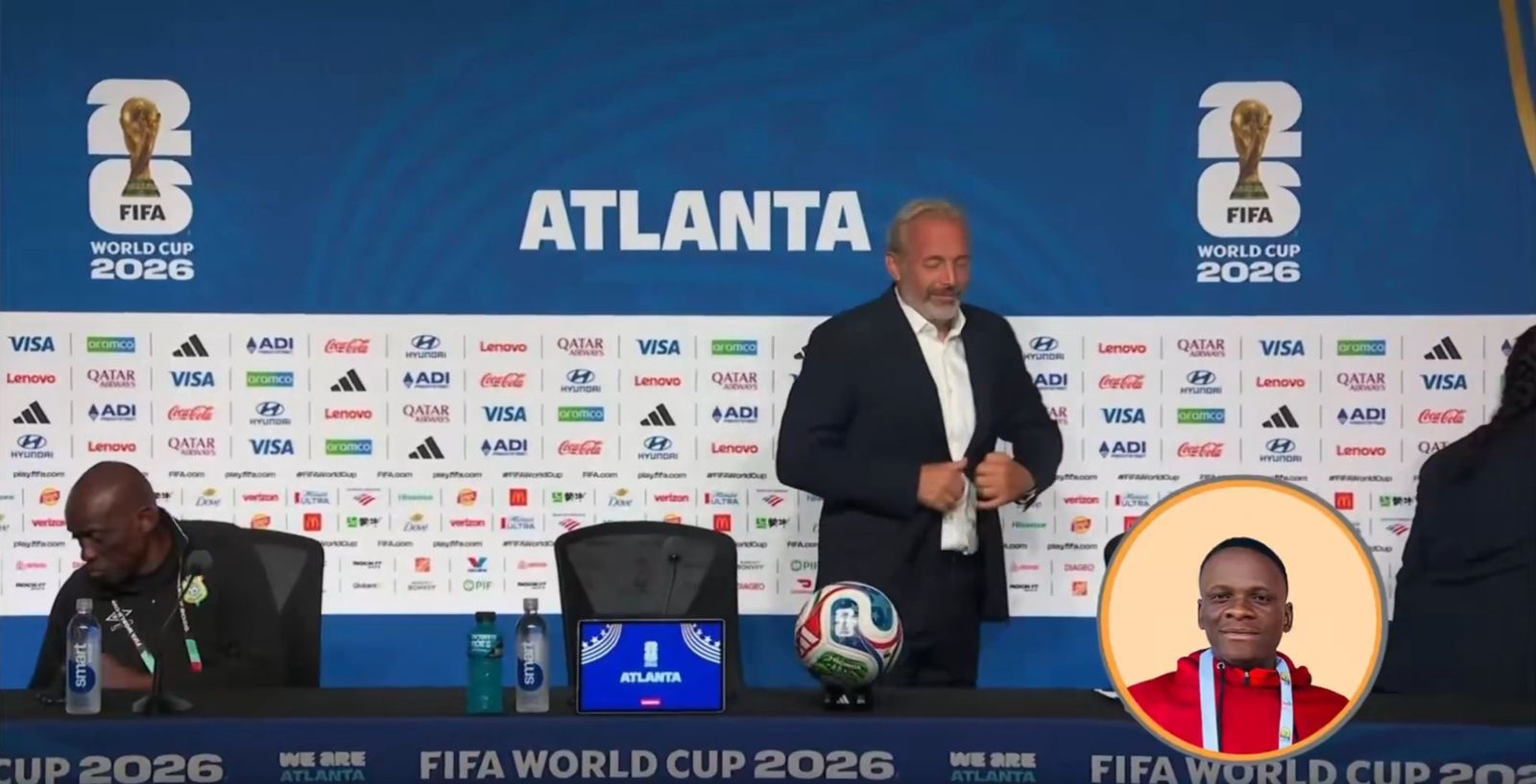 Sebastien Desabre na konferencji prasowej
