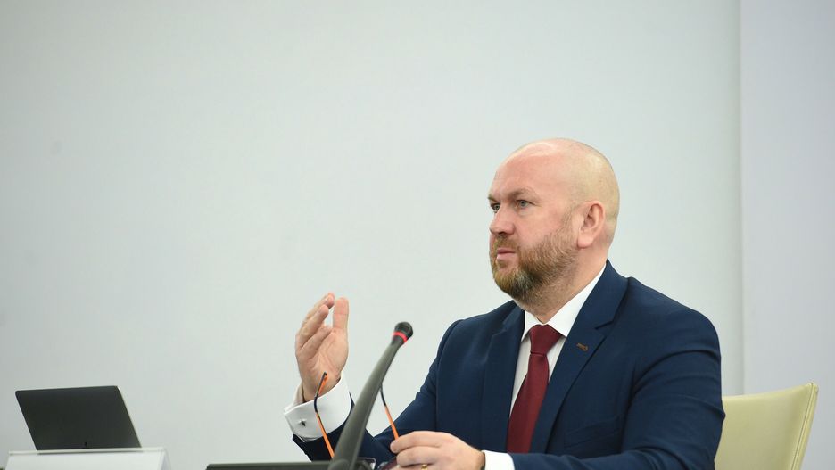 Senacka Komisja w sprawie Pegasusa15.02.2022 Warszawa Senat Posiedzenie Nadzwyczajnej  Komisji do spraw wyjasnienia przypadkow nielegalnej inwigilacji  fot. Zbyszek Kaczmarek/REPORTER
n/z: Pawel WojtunikZbyszek Kaczmarek/REPORTER