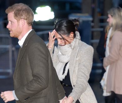 Księżna Meghan przestała uśmiechać się do paparazzi przez Harry'ego. Co jej powiedział?