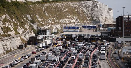 Koszmar na granicy. Rozwścieczony Londyn stawia żądania