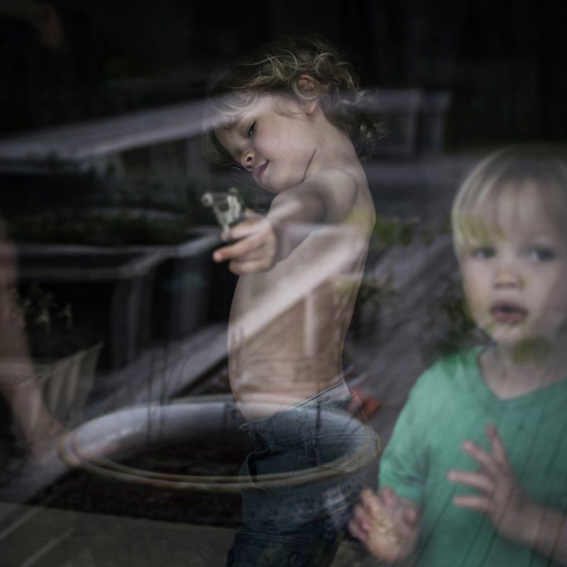 Kapryśne fotografie domu i natury autorstwa Cig Harvey to coś więcej, niż codzienne kadry 17