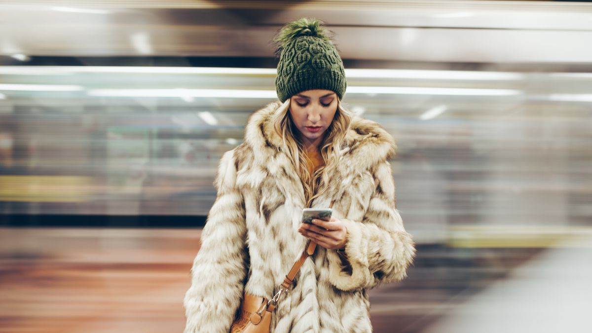 Czy social media wpędziły nas w epidemię samotności? 