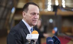 Cały świat mówi o wpisach Sikorskiego. Najwięcej w Rosji i Ukrainie