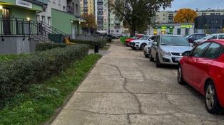 Legnica: Trzy firmy chcą przebudować chodnik przy ul. Szaniawskiego