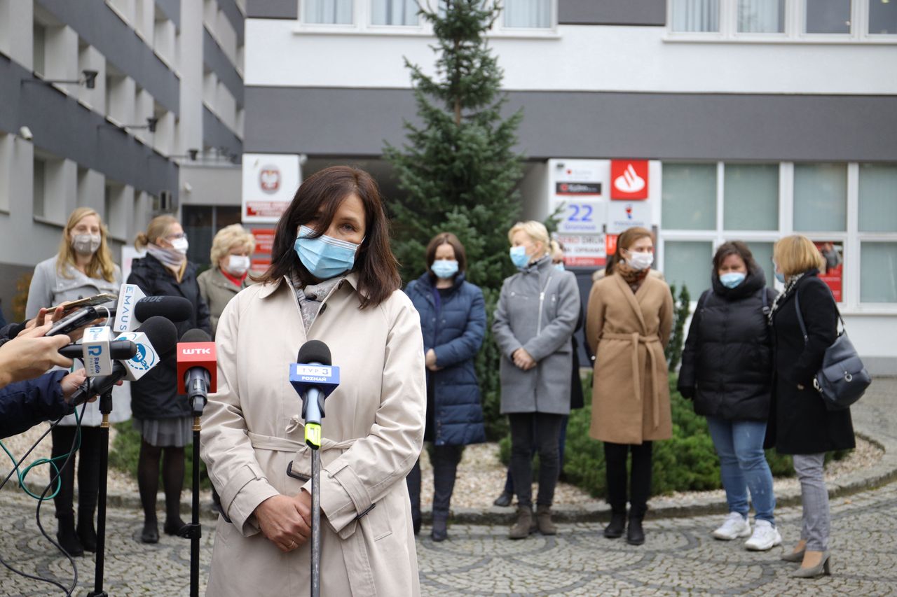 Koronawirus w Polsce. Kierownik sanepidu w Poznaniu zwolniona ze stanowiska