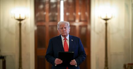 Fatalne wieści dla Trumpa. Tak nisko jeszcze nie było