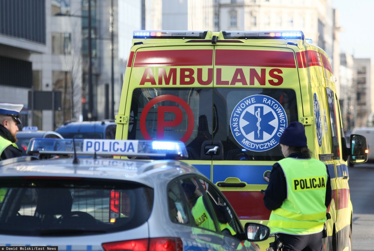 Nie żyje dwuletnie dziecko. Tragedia na parkingu przed supermarketem