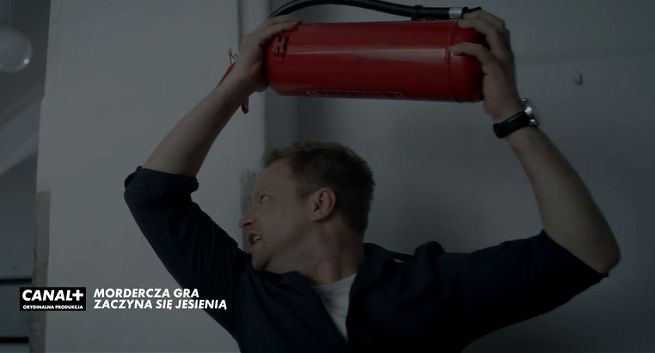 Zakrwawiony Maciej Stuhr w teaserze serialu „Belfer 2” (wideo)