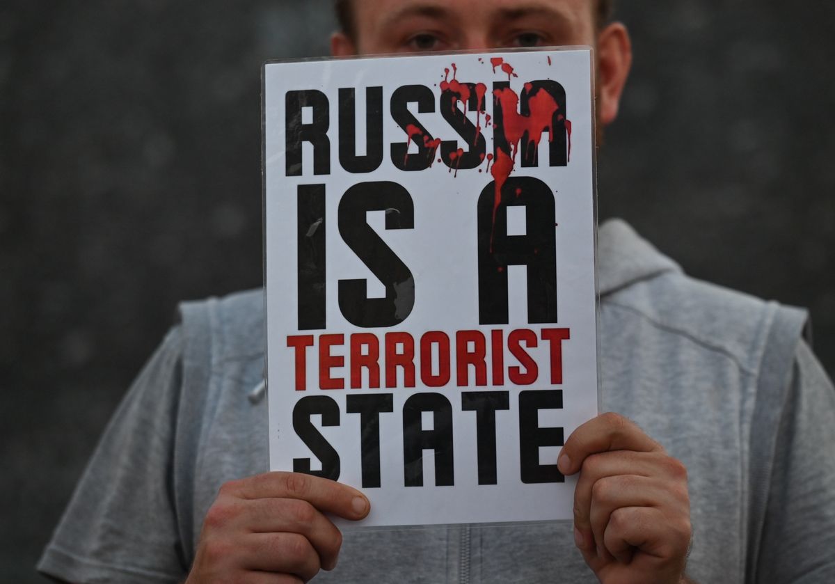 Росіянам заборонять їздити до ЄС. (Photo by Artur Widak/NurPhoto via Getty Images)