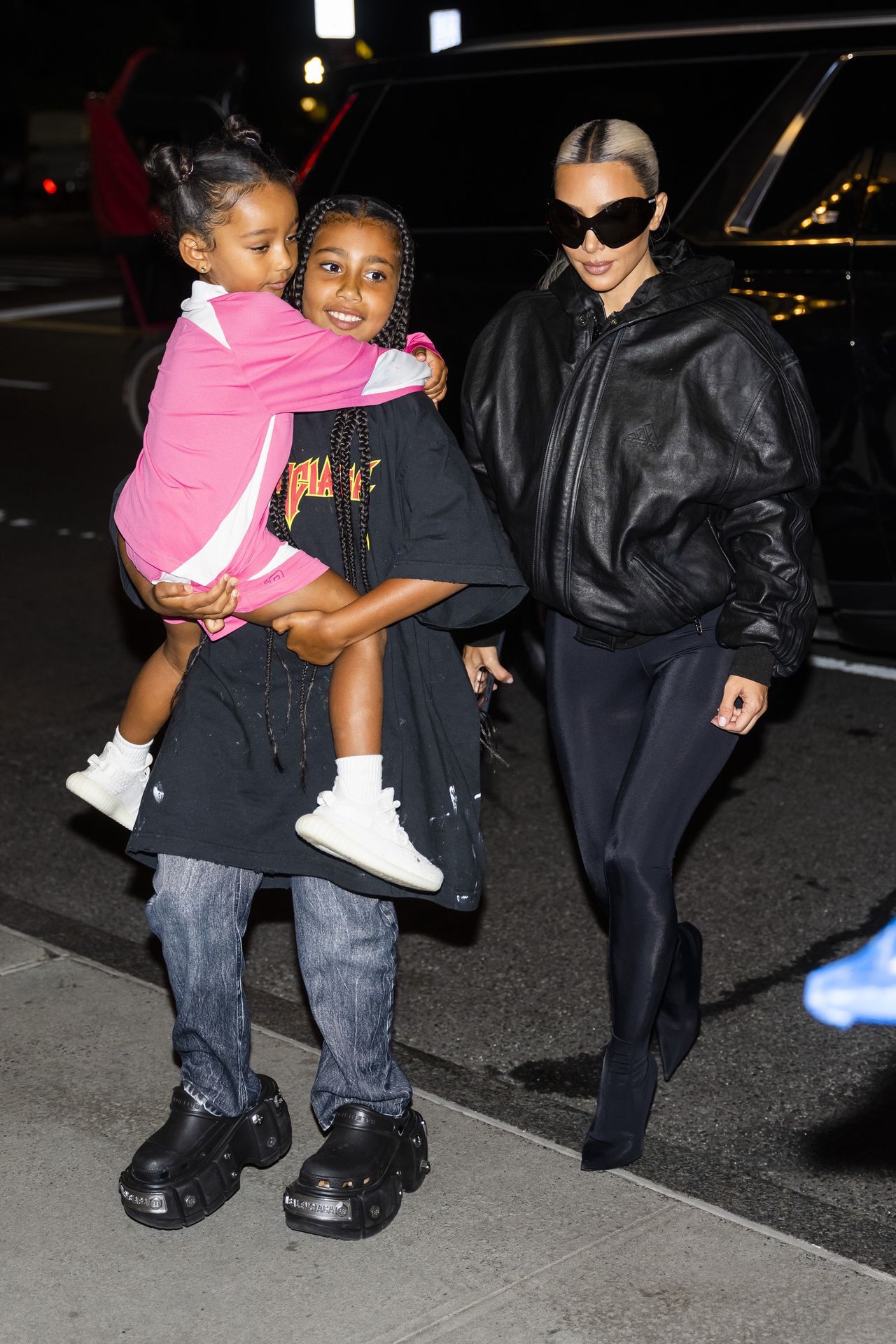 NEW YORK, NEW YORK - JULY 13: (L-R) Chicago West, North West and Kim Kardashian are seen in Midtown on July 13, 2022 in New York City. (Photo by Gotham/GC Images)