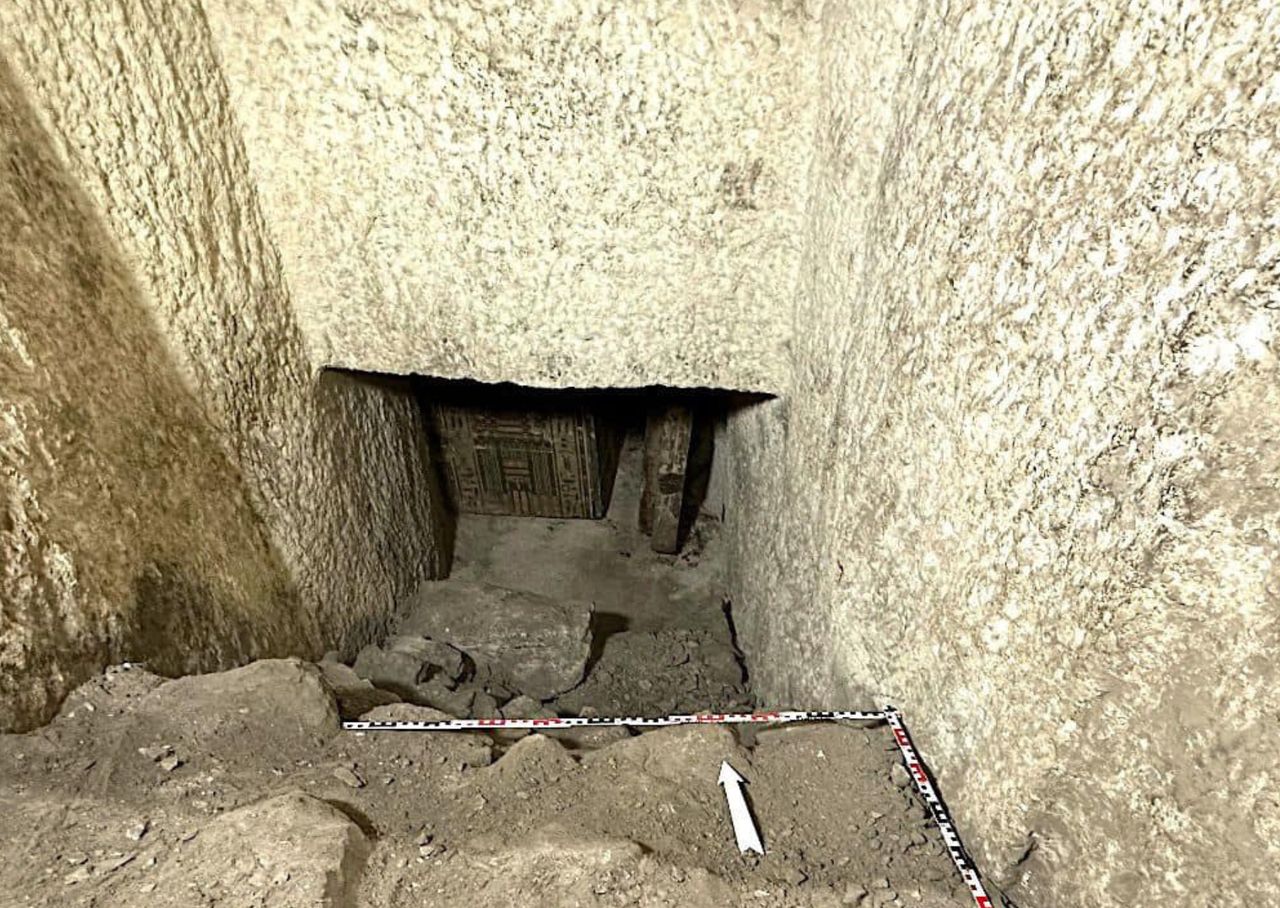 Ancient priestess's tomb reveals treasures in Egyptian shaft