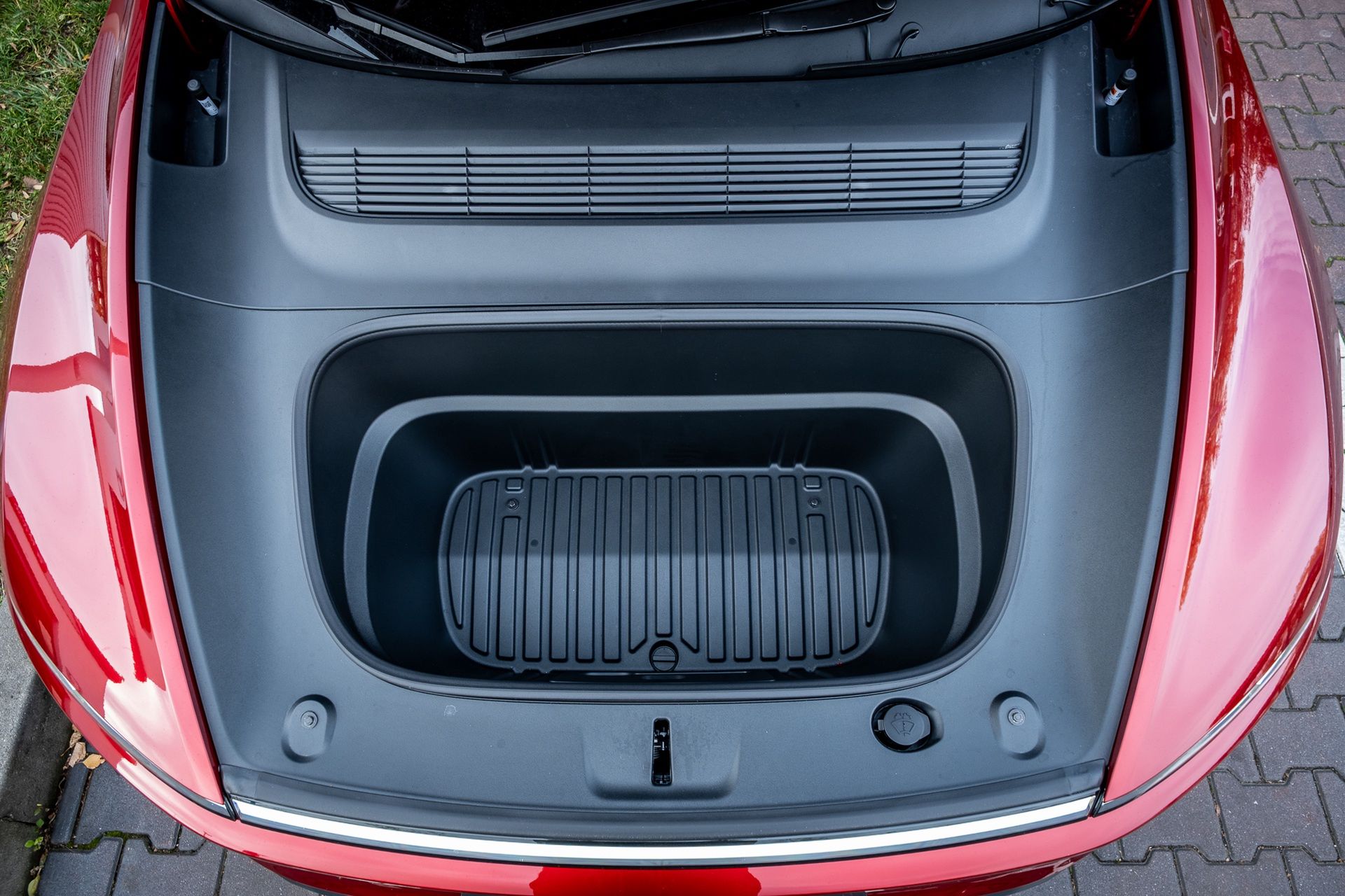 Tesla Model Y Performance (2025)